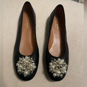 Kate Spade women’s black flats with pearl details on toe, size 8